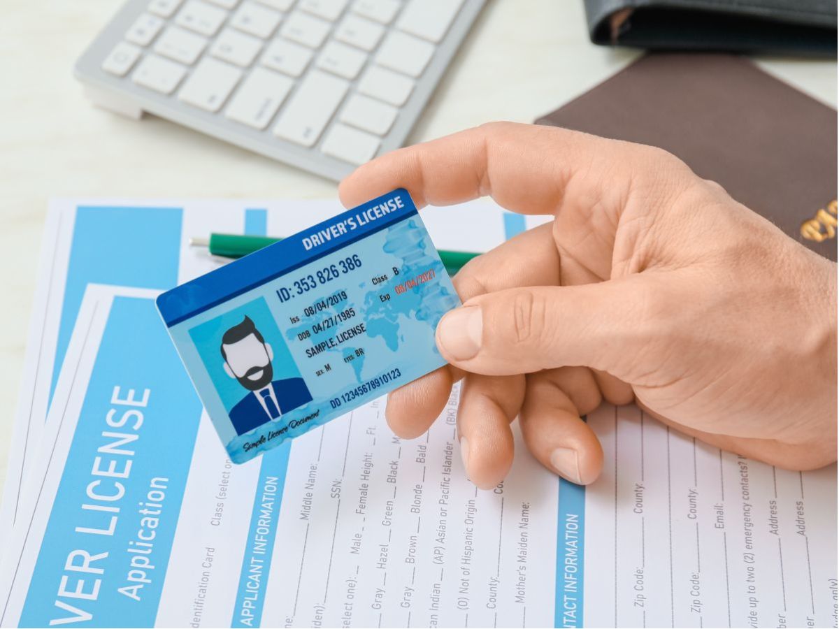 Traduzione-giurata-per-conversione-patente-estera.